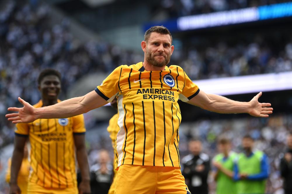 拉波尔塔：如无意外月底回归诺坎普；弗里克在巴萨很开心