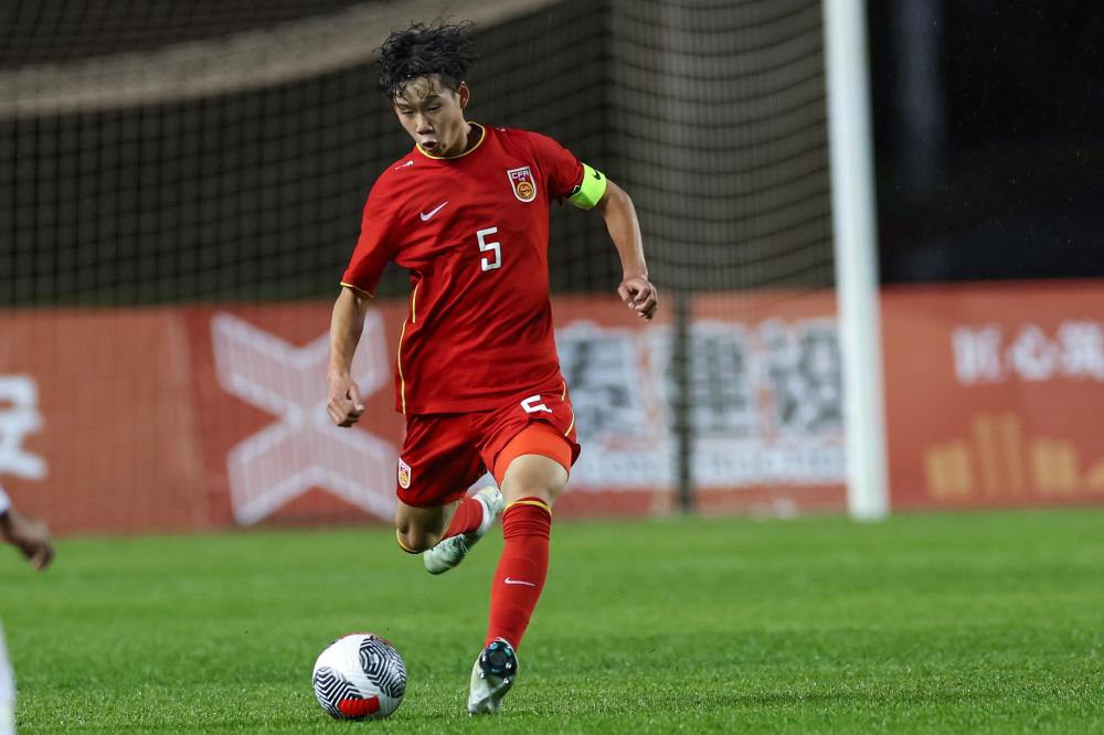 CBA球队战术分析：新疆队防守策略,