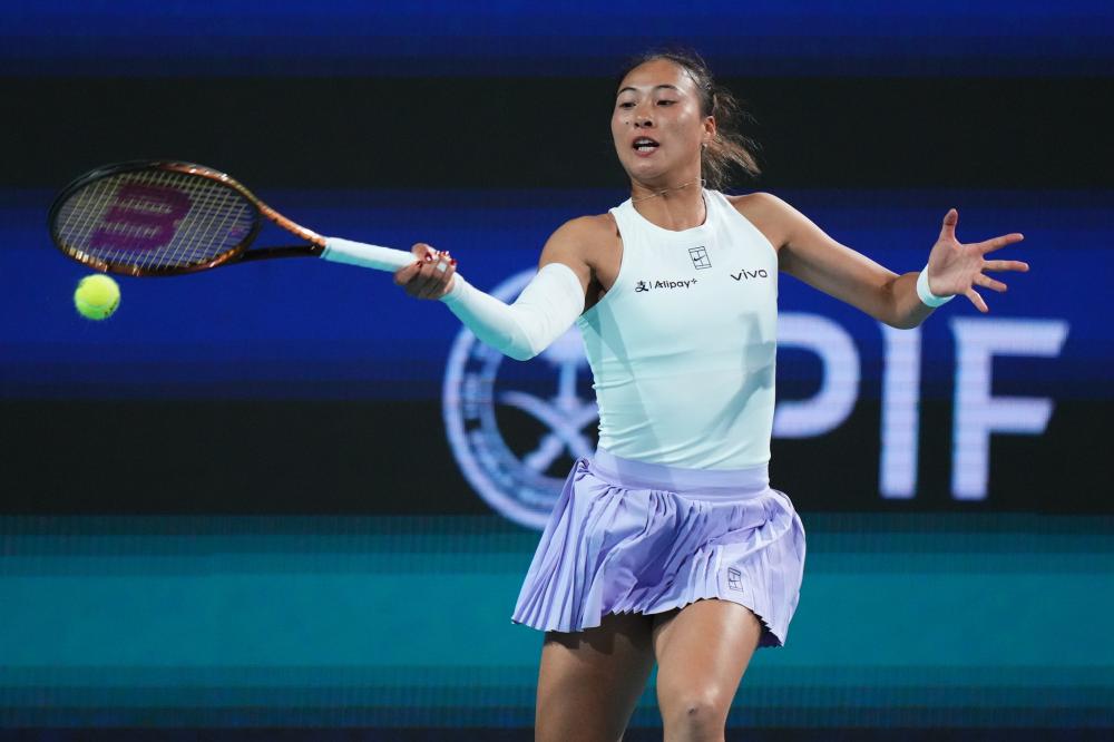 浓眉：弗拉格在琢磨如何在高压下打好球，把球稳稳传给队友